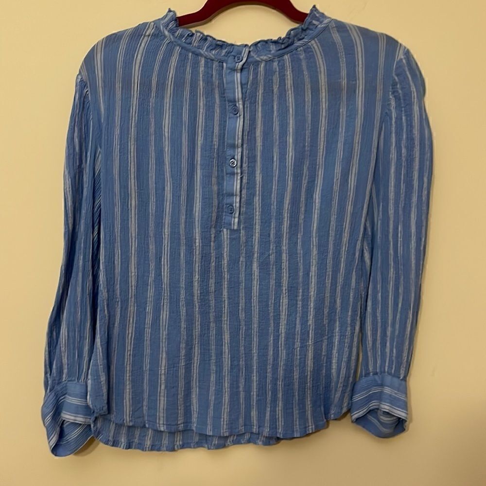 Gap Ruffle Neck Long sleeve Top